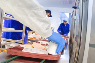 19.12.2025_PM_Küche im Borro geht in Betrieb