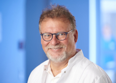 Dr.  Vogt, Thomas